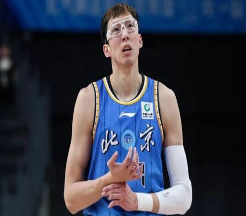 歲梁殷僑勇,闖成人賽場,獨樹一幟進,MK体育,MK体育官网,MK体育平台,MK体育集团,MK体育集团